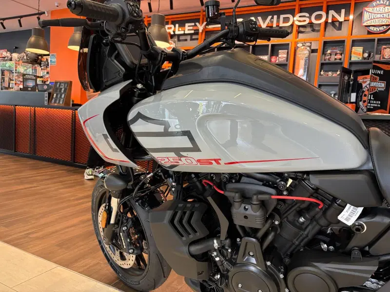 Harley-Davidson Pan America 1250 ST (2025 - 26) (3)