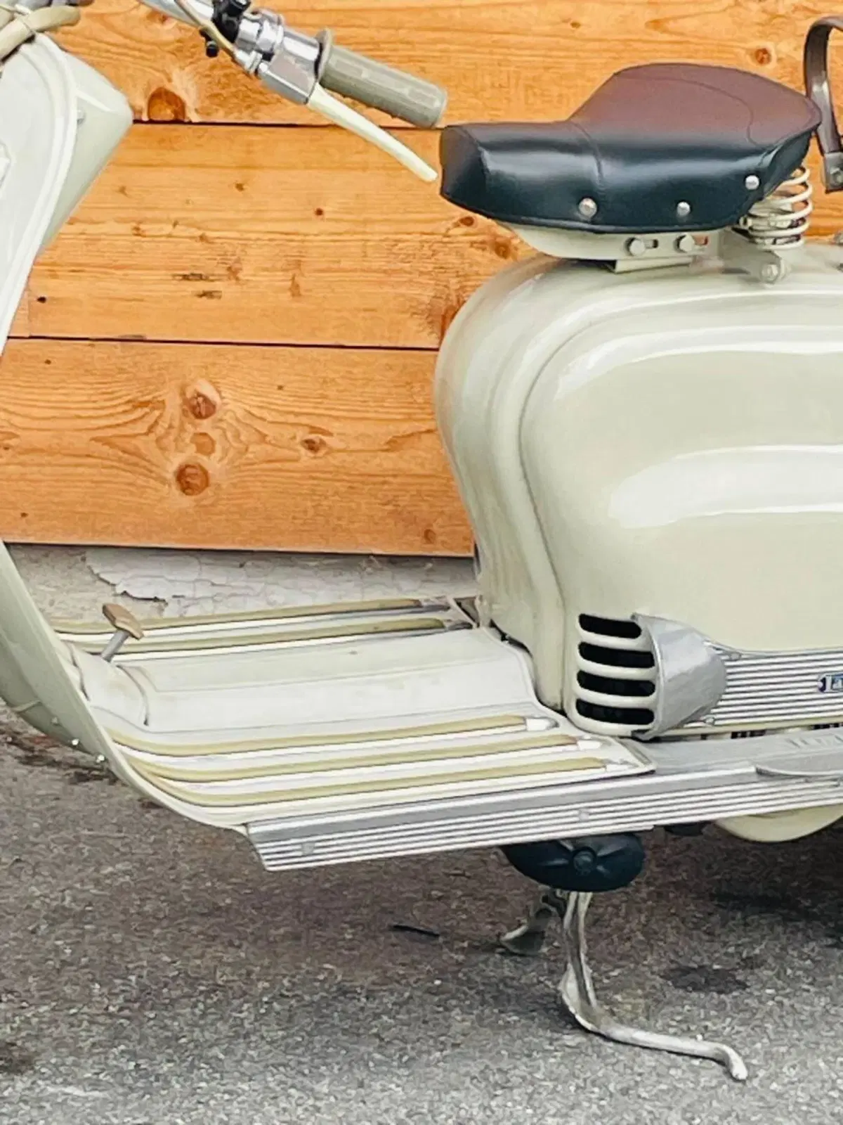 Innocenti ld 150 (4)