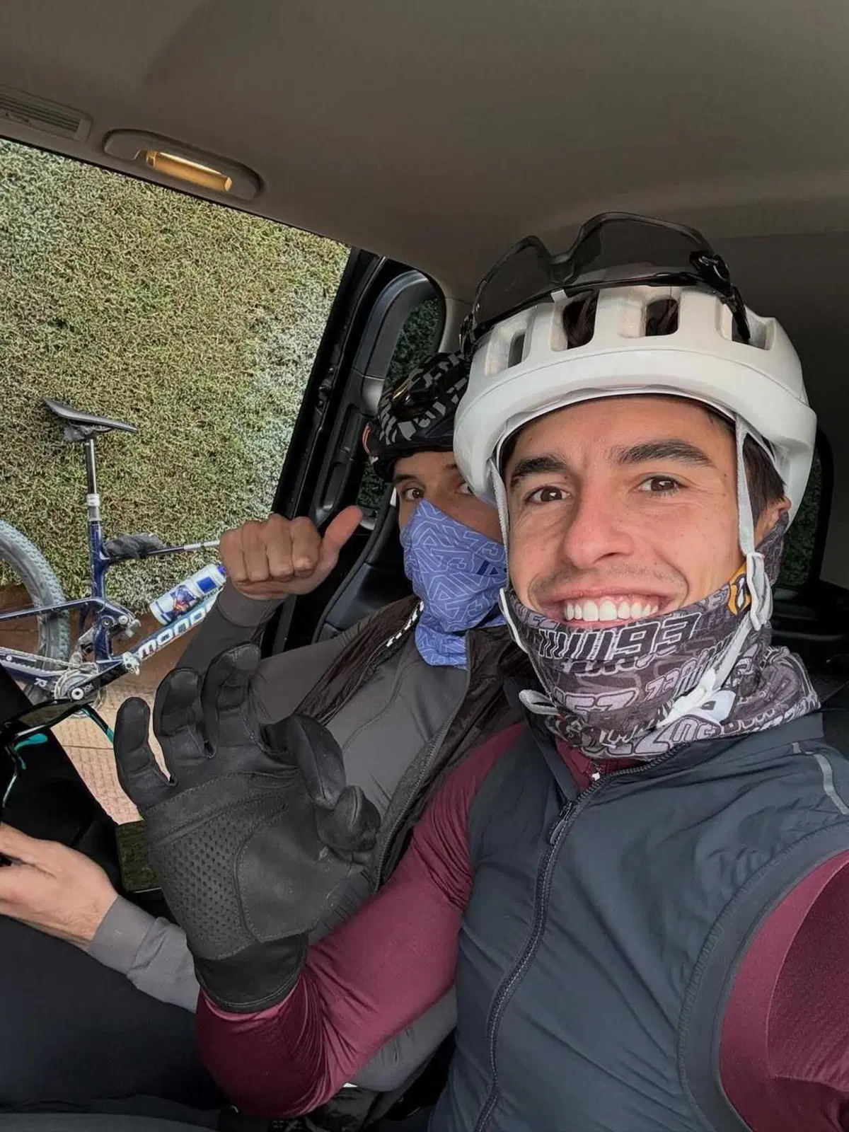 Oltre il dolore: Marc Marquez torna ad allenarsi in mountain bike (4)
