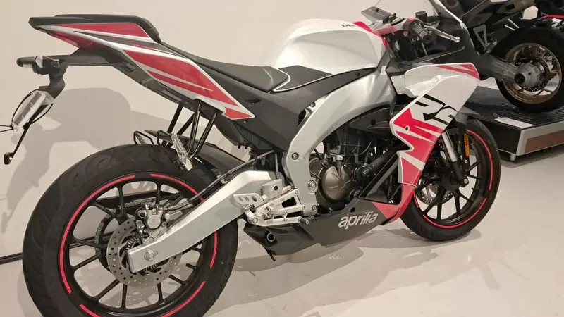 Aprilia RS 125 (2025 - 26) (3)