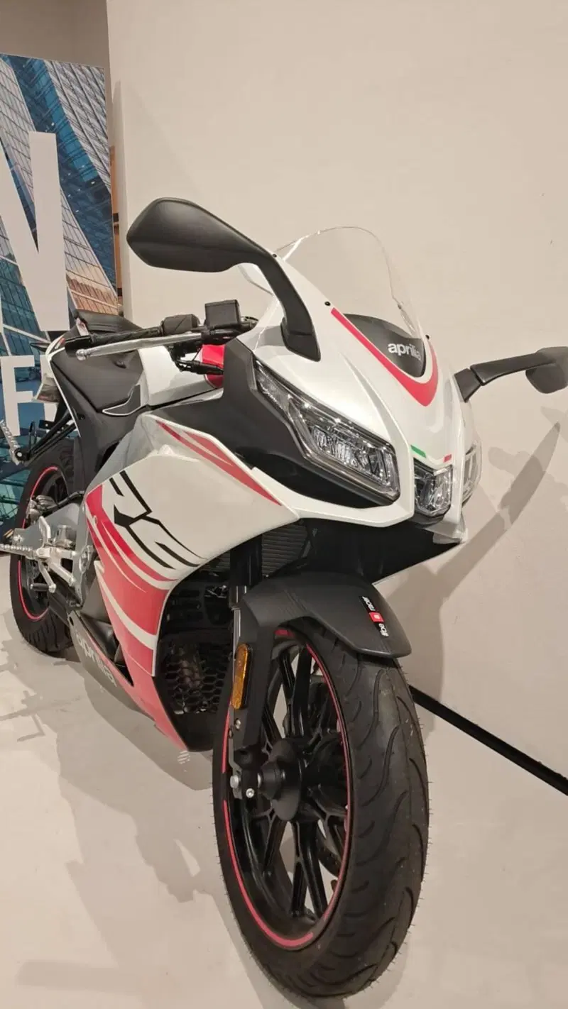 Aprilia RS 125 (2025 - 26) (4)
