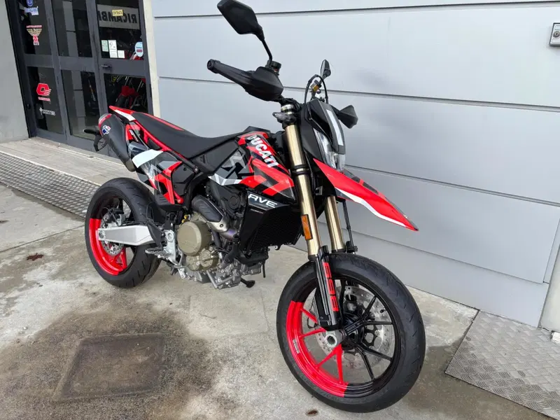 Ducati Hypermotard 698 Mono RVE (2024 - 26) (2)