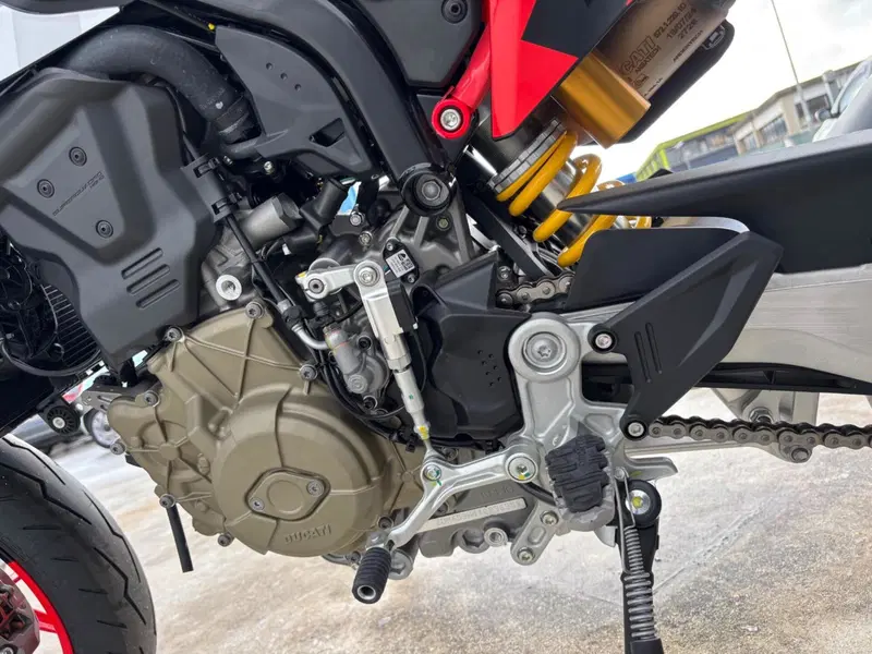 Ducati Hypermotard 698 Mono RVE (2024 - 26) (11)