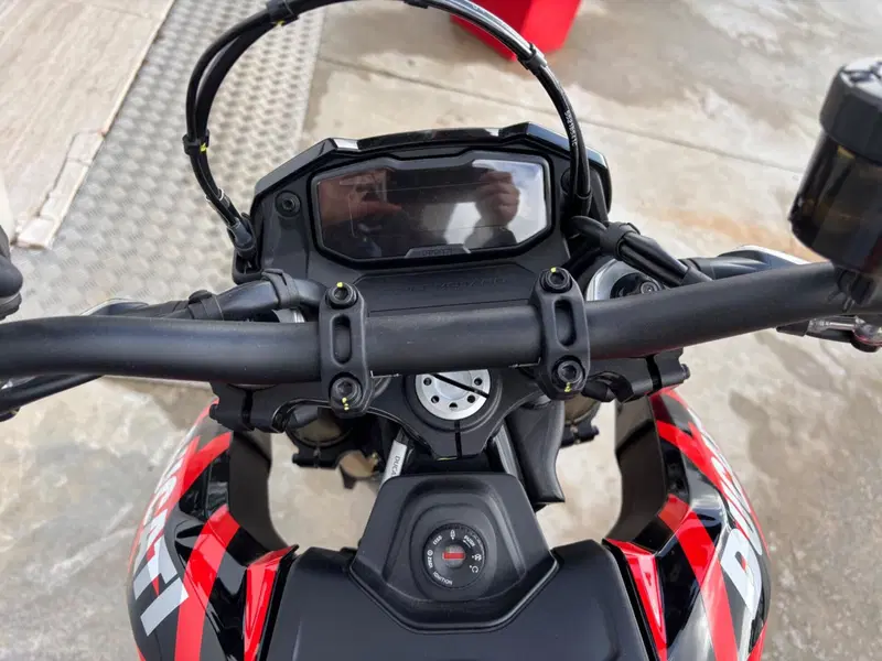 Ducati Hypermotard 698 Mono RVE (2024 - 26) (13)