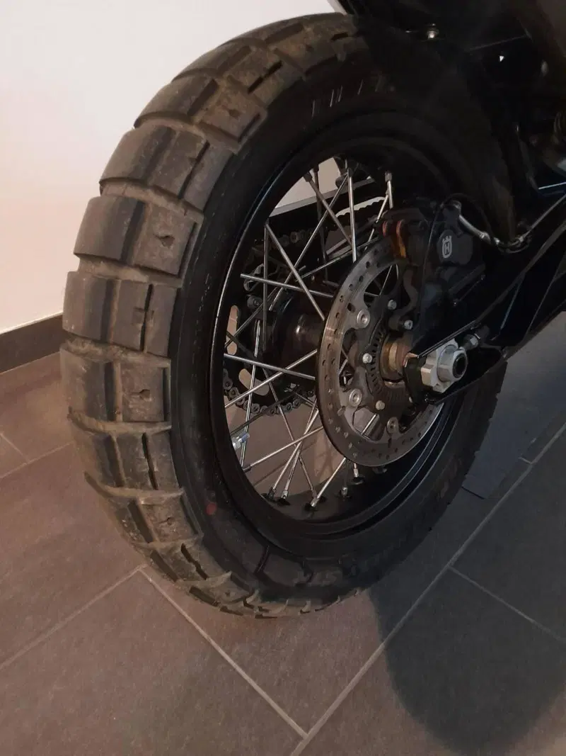 Husqvarna Norden 901 (2022 - 26) (7)