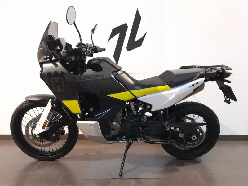 Husqvarna Norden 901 (2022 - 26) (3)