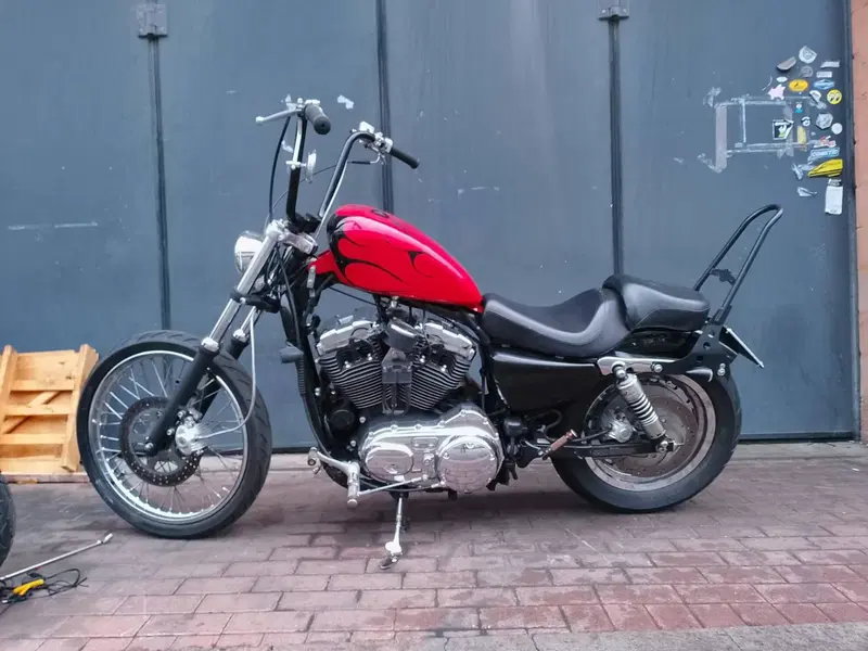 Harley-Davidson 1200 Custom (2004 - 06) - XL 1200C
