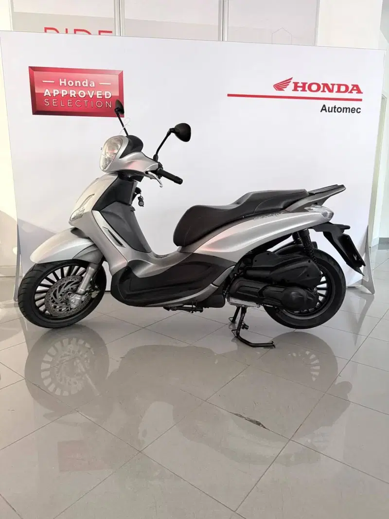 Piaggio Beverly 300 i.e. ABS-ASR (2016 - 20)