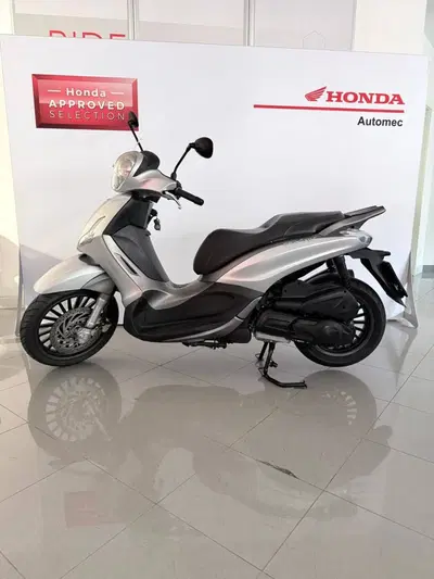 Piaggio Beverly 300 i.e. ABS-ASR (2016 - 20) usata