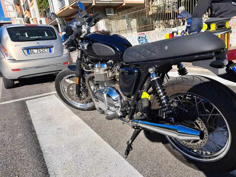 Triumph Bonneville T100 (2001 - 07) (8)