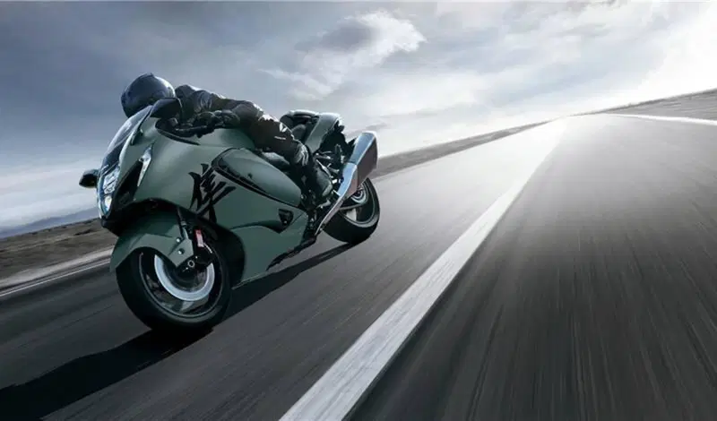 Suzuki GSX 1300 R Hayabusa (2026) (2)