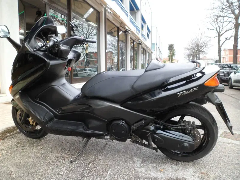 Yamaha T-Max 500 (2004 - 07) (4)