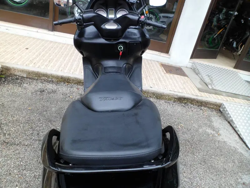 Yamaha T-Max 500 (2004 - 07) (5)