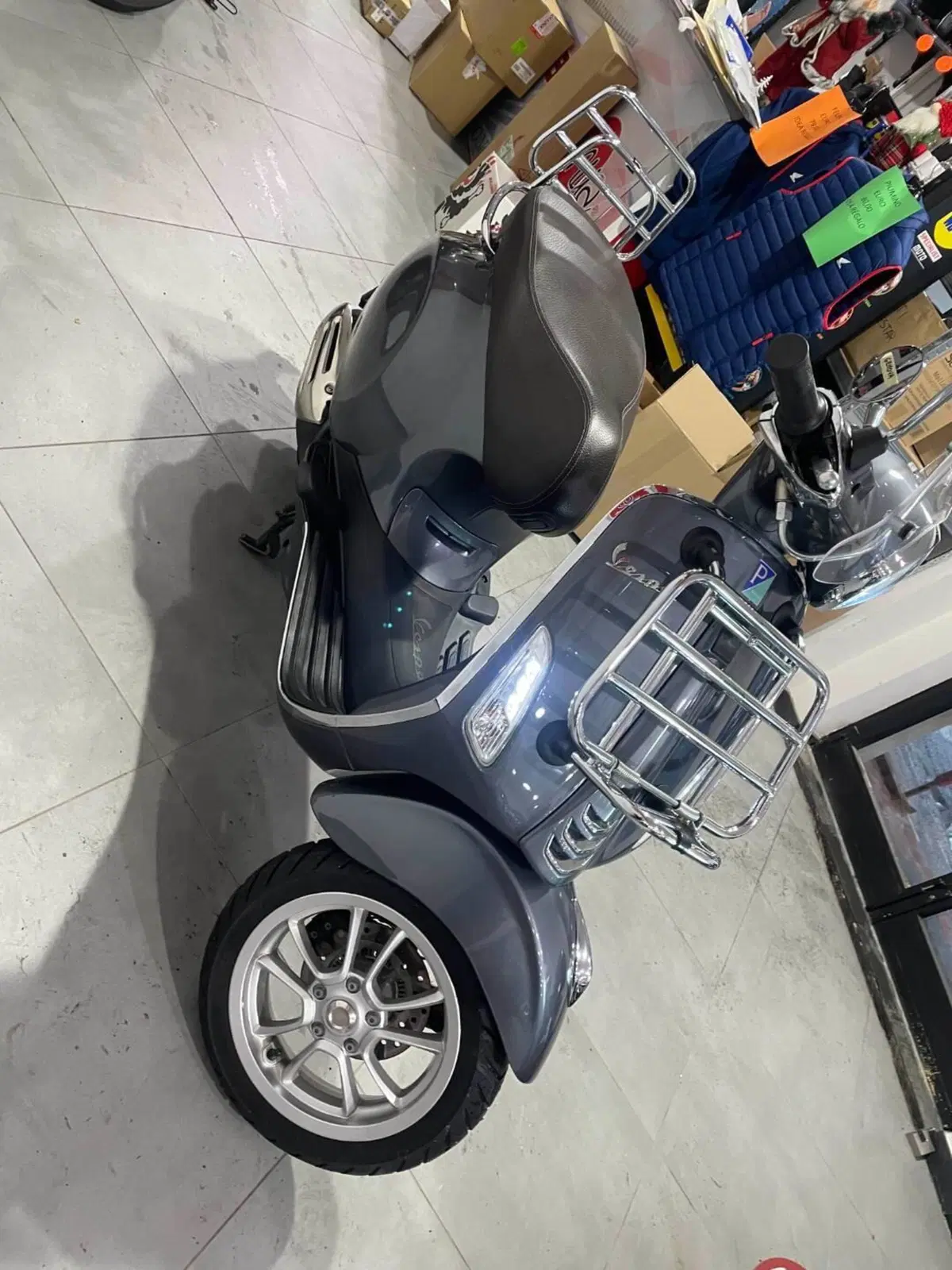 Vespa Primavera 125 (2021 - 23) (5)