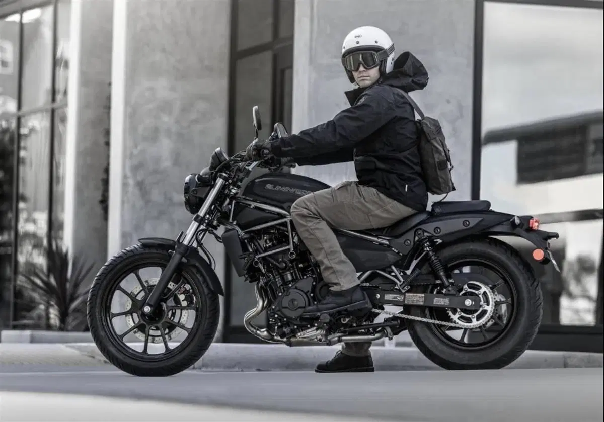 Kawasaki Eliminator 500 (2024 - 26) (4)