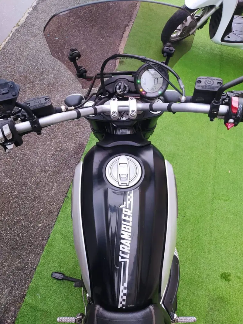 Ducati Scrambler 800 Night Shift (2021 - 22) (8)