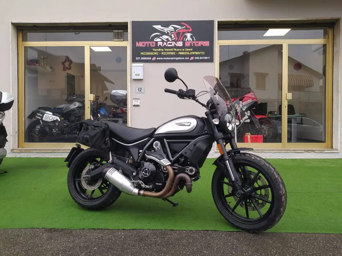 Ducati Scrambler 800 Night Shift (2021 - 22)