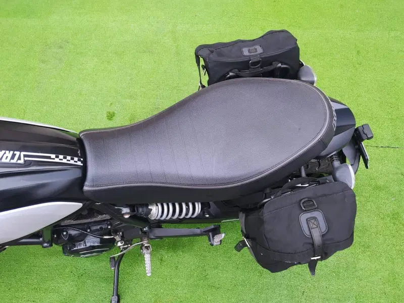 Ducati Scrambler 800 Night Shift (2021 - 22) (7)
