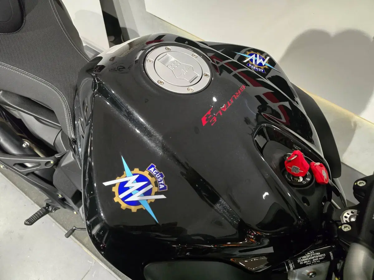 MV Agusta Brutale 800 R (2023 - 25) (9)