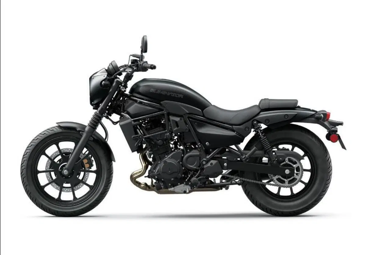 Kawasaki Eliminator 500 SE (2024 - 26) (5)
