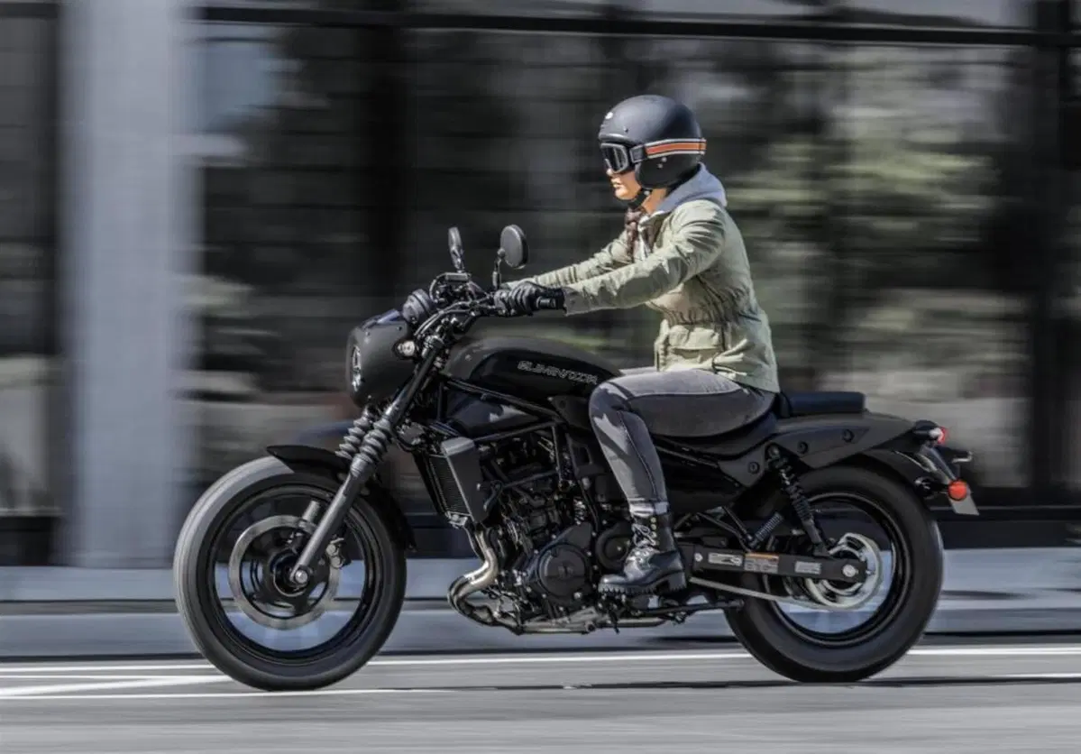 Kawasaki Eliminator 500 SE (2024 - 26) (6)
