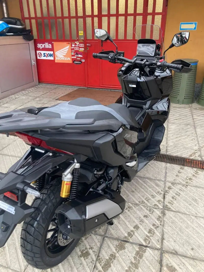 Honda ADV 350 (2025 - 26) (4)