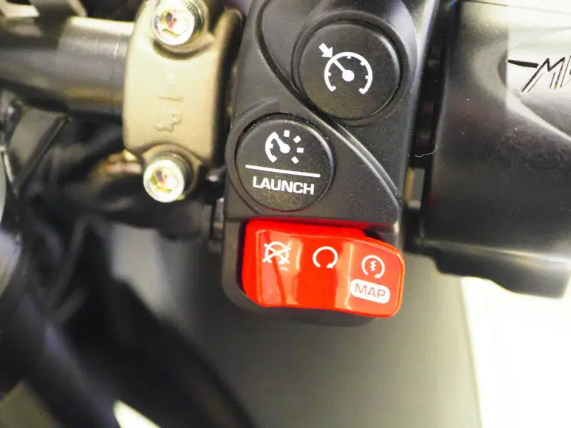 MV Agusta Superveloce 800 S (2021 - 25) (11)
