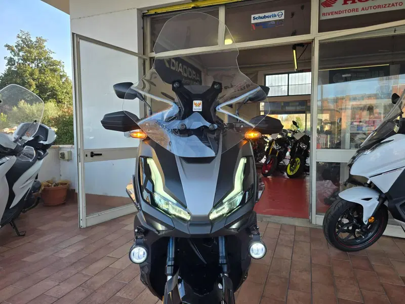 Honda ADV 350 Special Edition (2025 - 26) (5)