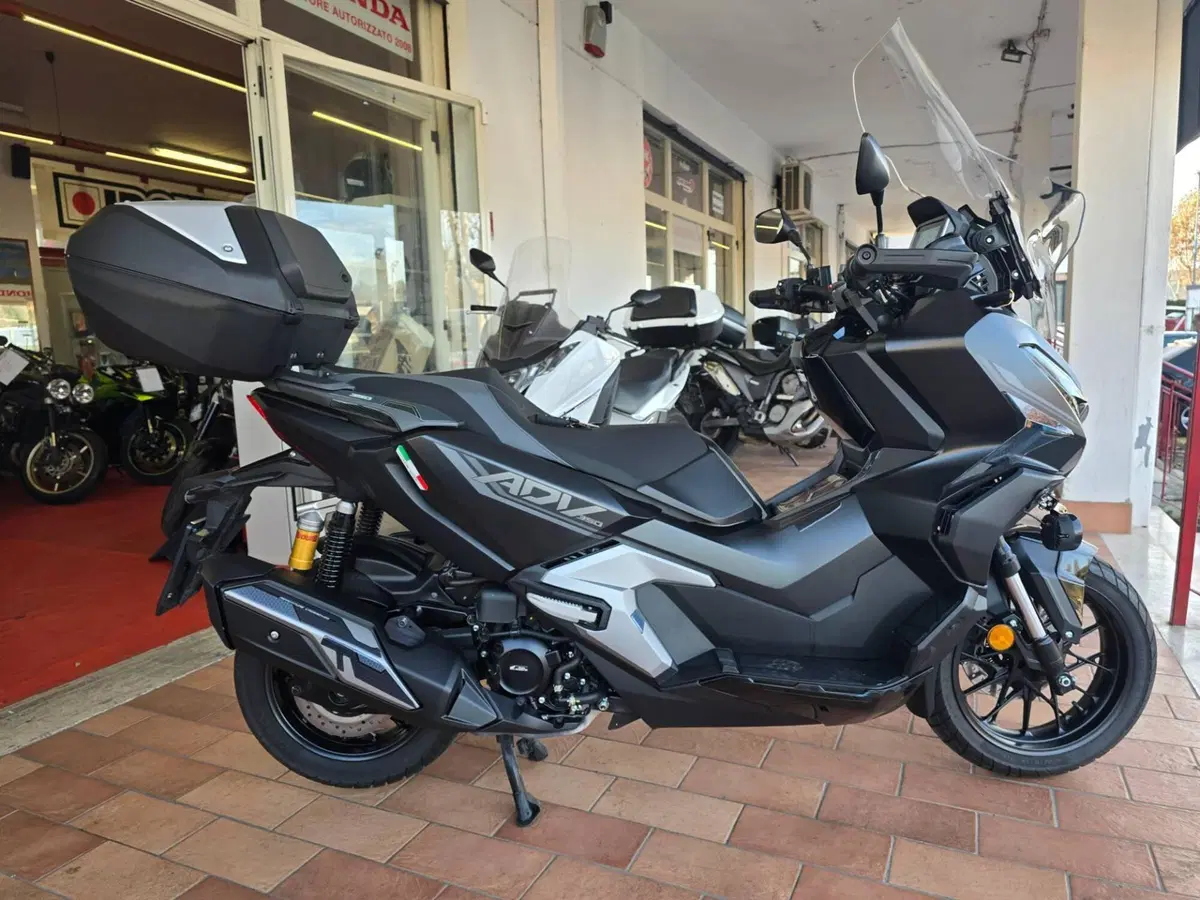 Honda ADV 350 Special Edition (2025 - 26) (3)