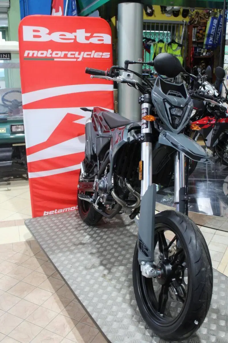 Betamotor RR 125 4T Motard T (2025 - 26)