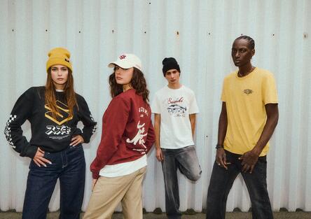 Natale 2025, idee regalo per motociclisti, 19 dicembre: Suzuki Capsule Collection