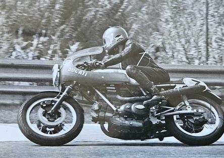 Ducati per celebrare i 100 anni pensa alla SS 750 [GALLERY]