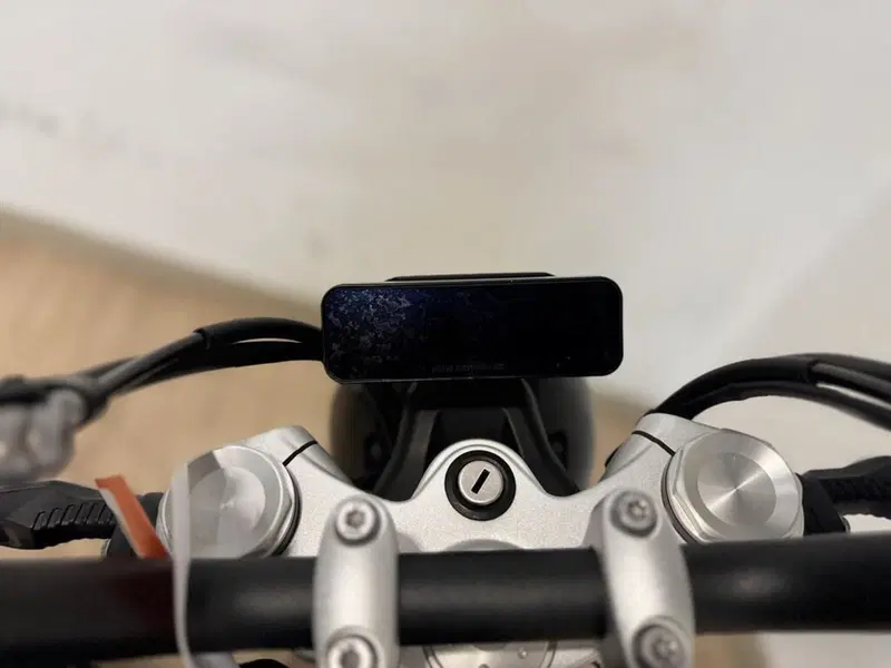 Bmw R 12 (2024 - 26) (7)