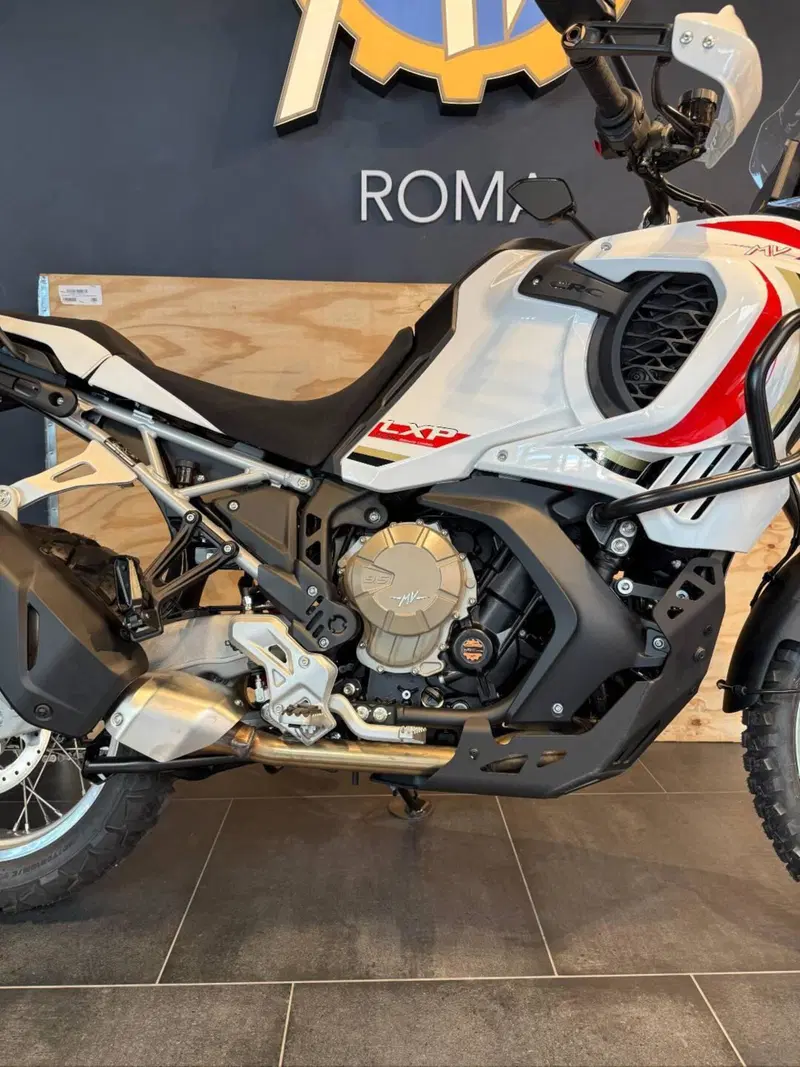 MV Agusta LXP Orioli (2024 - 26) (4)