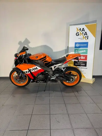 Honda CBR 1000 RR Fireblade (2012 - 16) usata