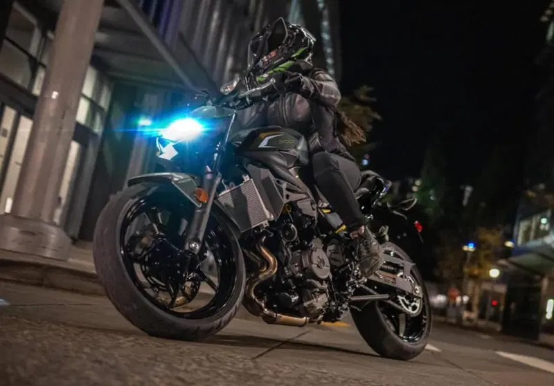 Kawasaki Z 500 (2024 - 26) (13)