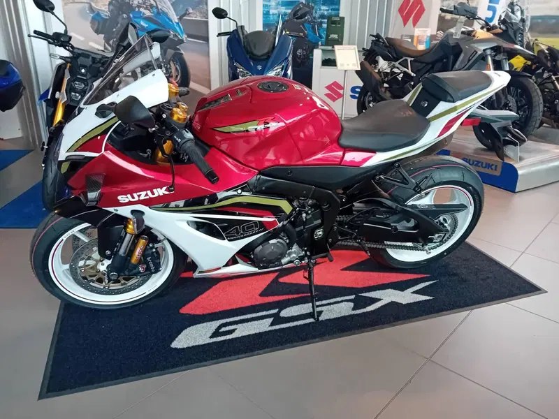 Suzuki GSX-R1000R (2026) (2)