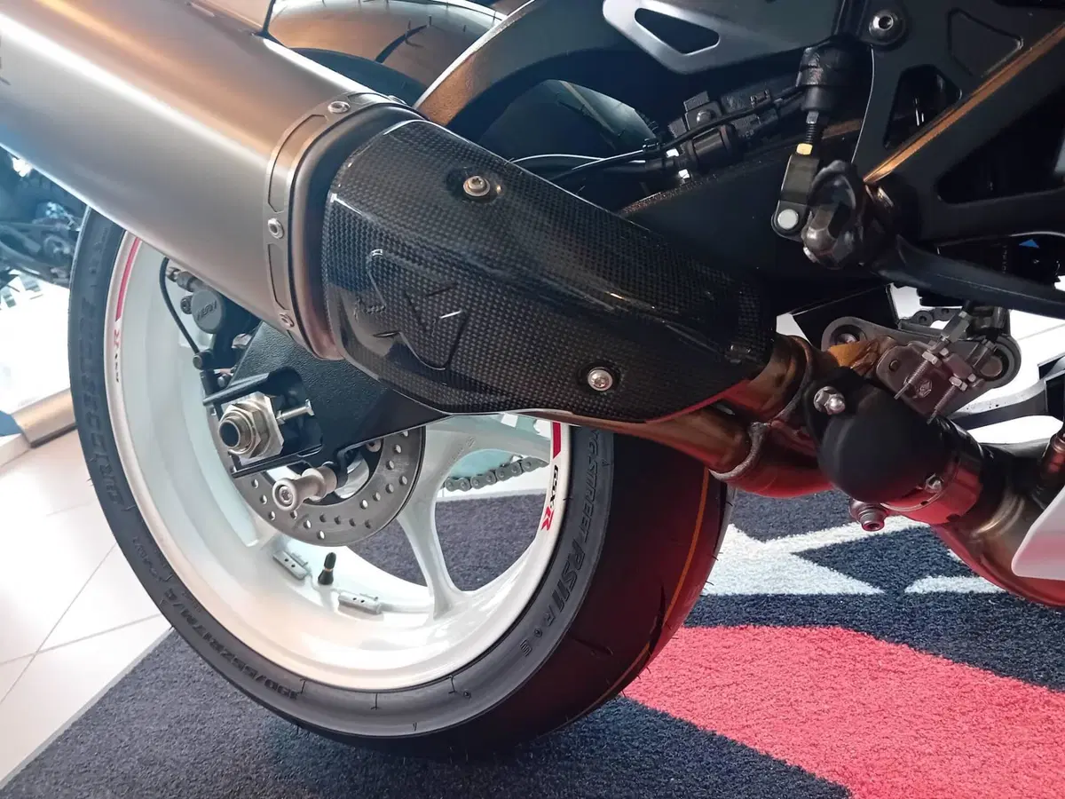 Suzuki GSX-R1000R (2026) (9)