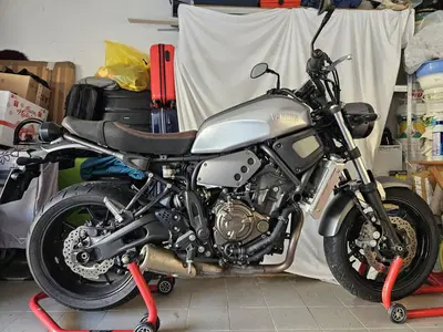 Yamaha XSR 700 ABS (2016 - 20) usata