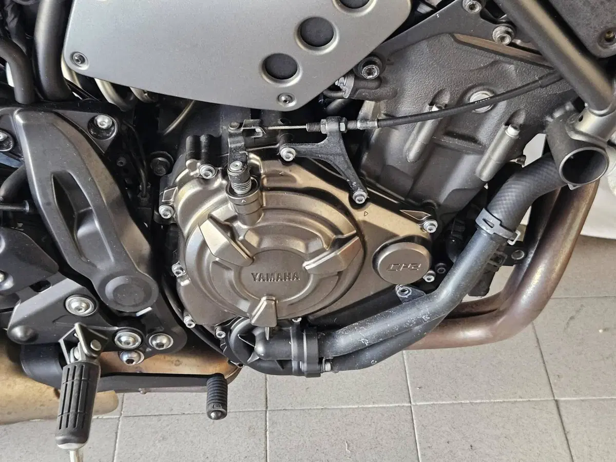 Yamaha XSR 700 ABS (2016 - 20) (5)