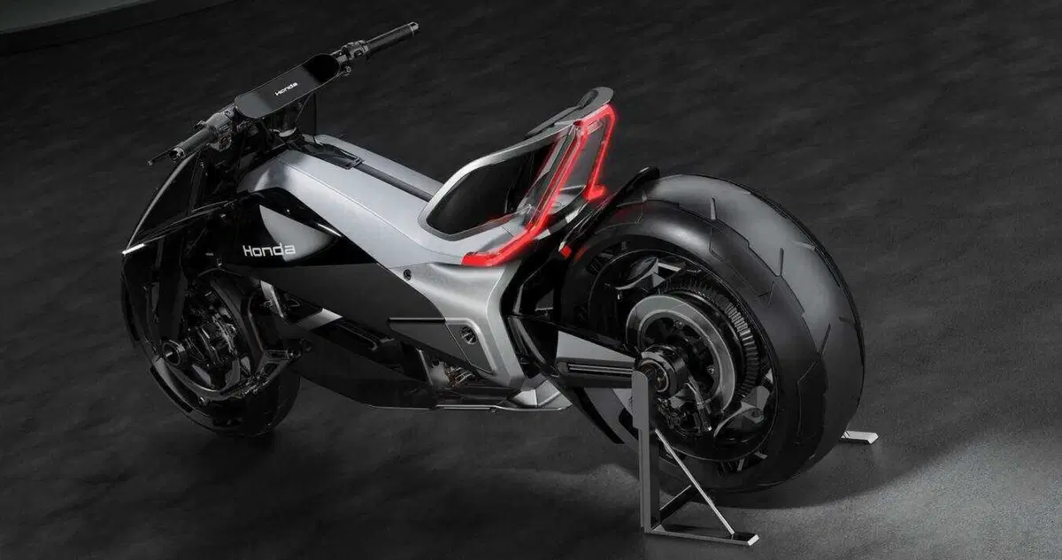 Honda EV Outlier Concept: la moto elettrica che rompe gli schemi al Japan Mobility Show 2025 [GALLERY] (10)
