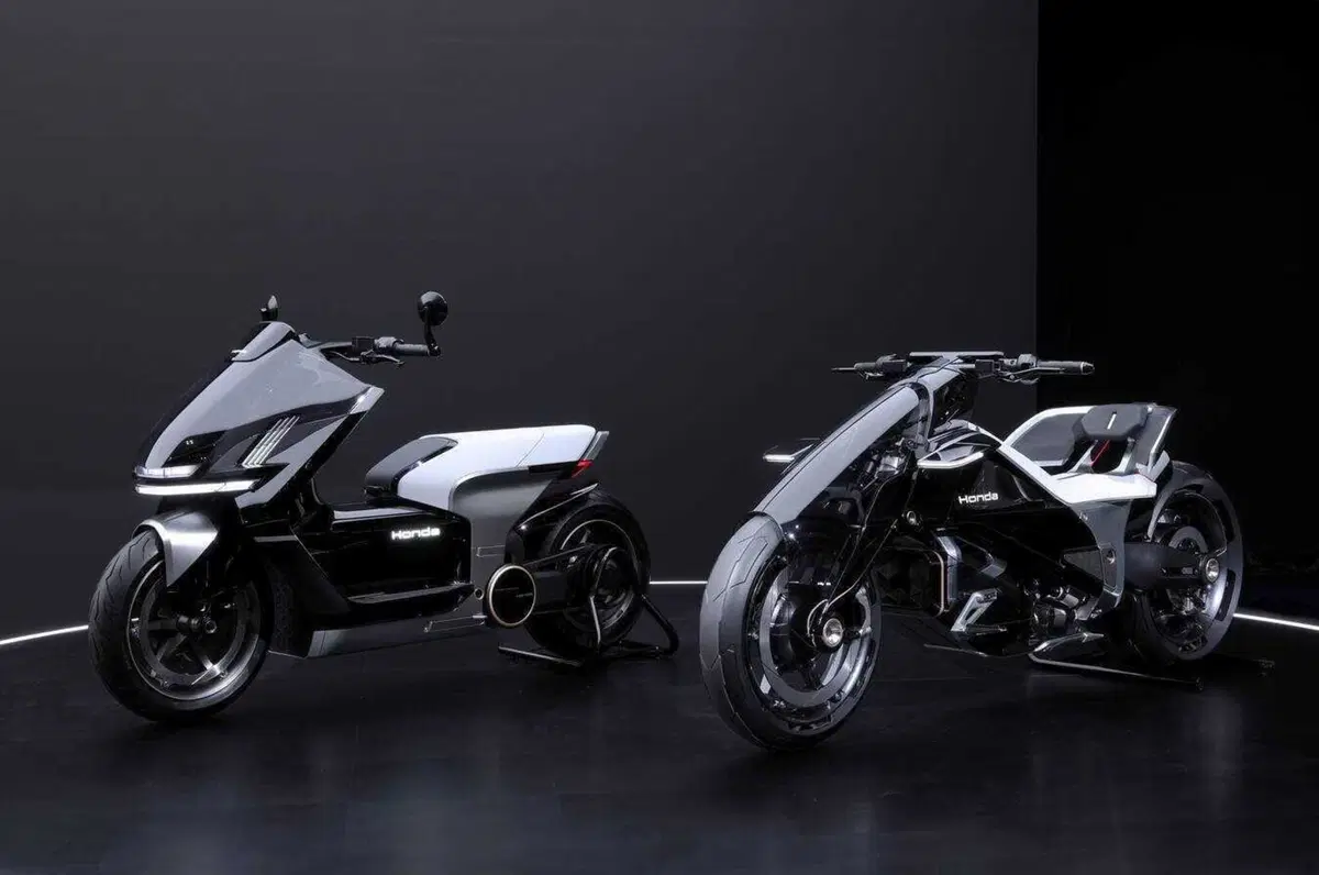 Honda EV Outlier Concept: la moto elettrica che rompe gli schemi al Japan Mobility Show 2025 [GALLERY] (17)