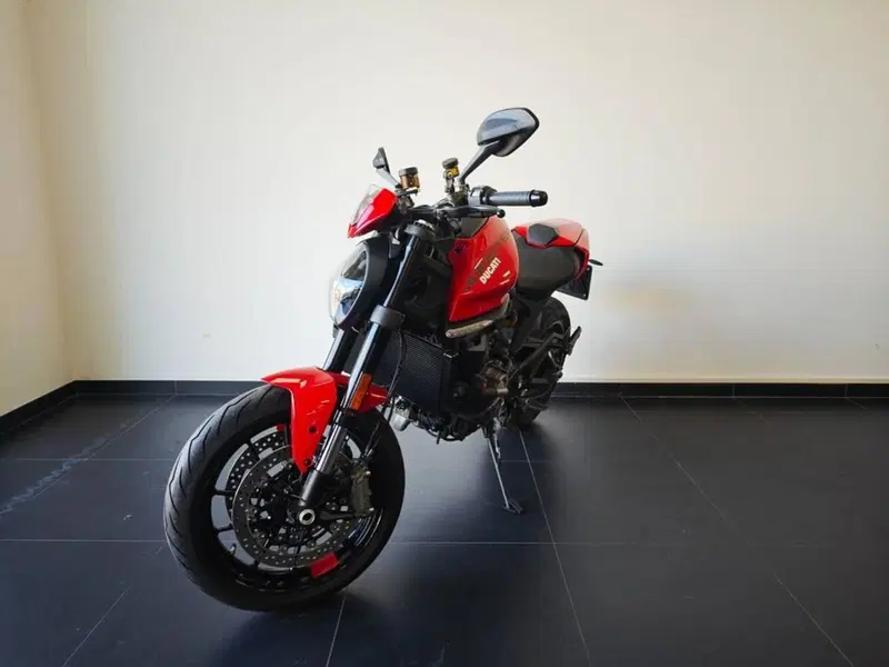 Ducati Monster 937 + (2021 - 25) (5)