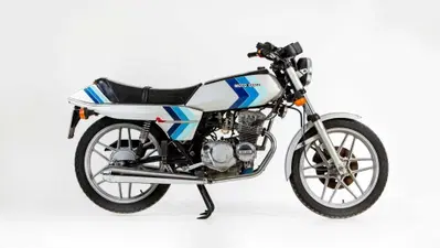 Moto Guzzi 2C 125 4T