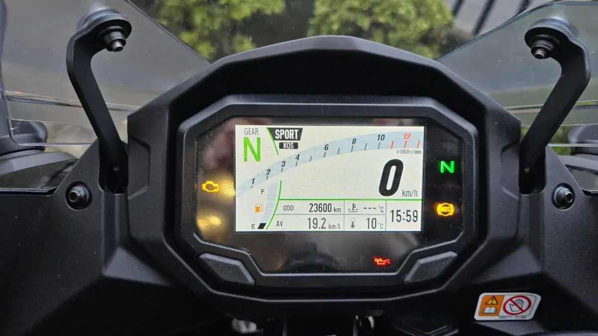 Kawasaki Ninja 1000 SX (2021 - 24) (10)