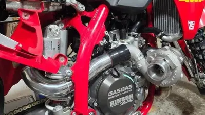 Quando un 450 da cross non basta... ecco il turbo!
