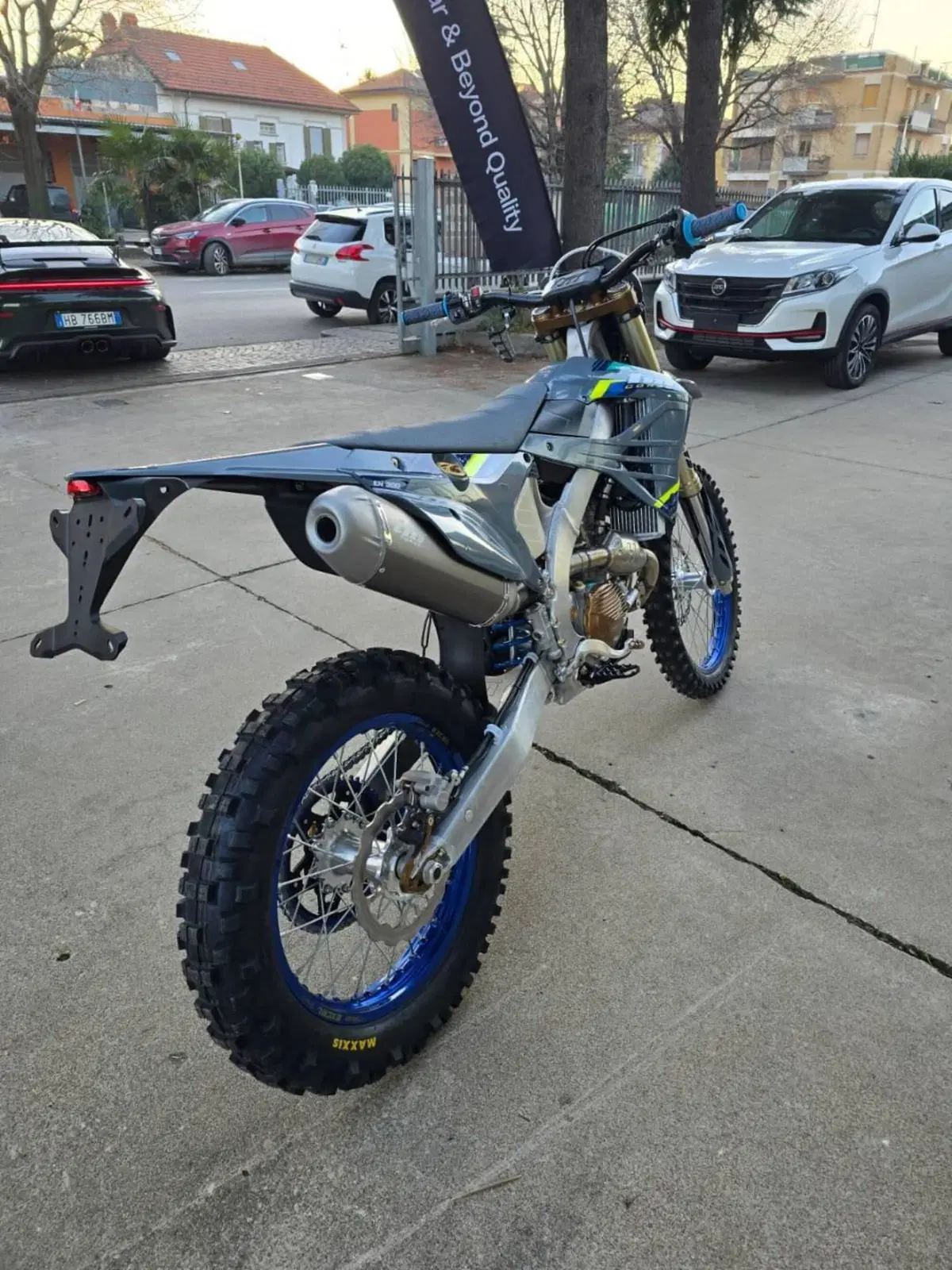 Tm Moto EN 300 ES Fi 4T TM Corse (2026) (2)