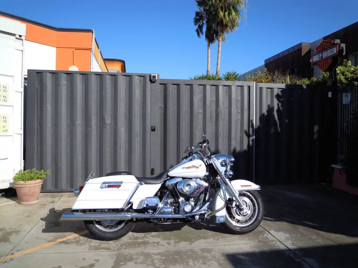 Harley-Davidson 1584 Road King (2006 - 07) - FLHR