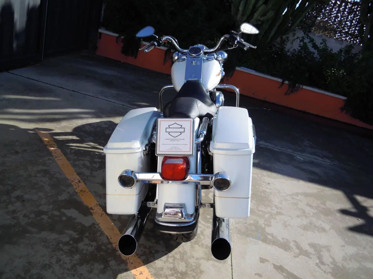 Harley-Davidson 1584 Road King (2006 - 07) - FLHR (4)