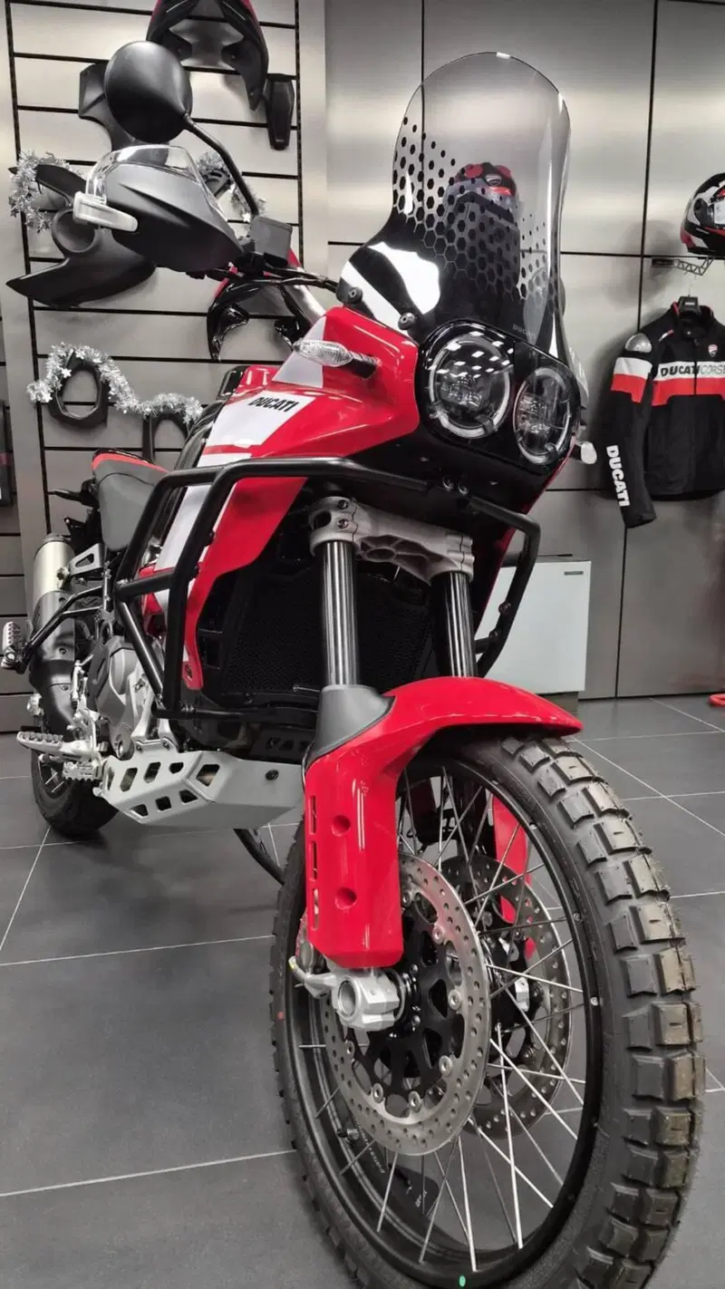 Ducati DesertX Discovery (2025) (2)